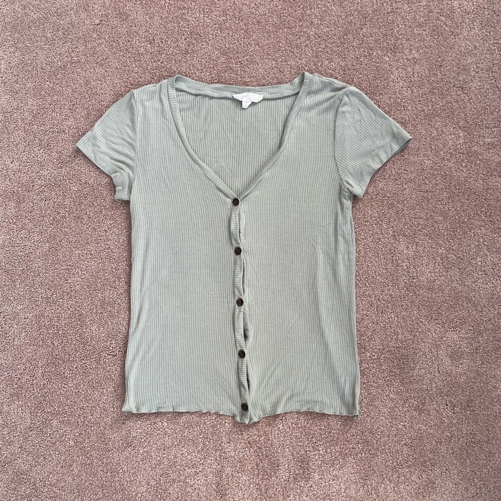 Glitz Sage Green Tee with Buttons 💚
